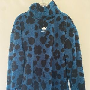 NWT Adidas patterned sherpa pullover sweatshirt